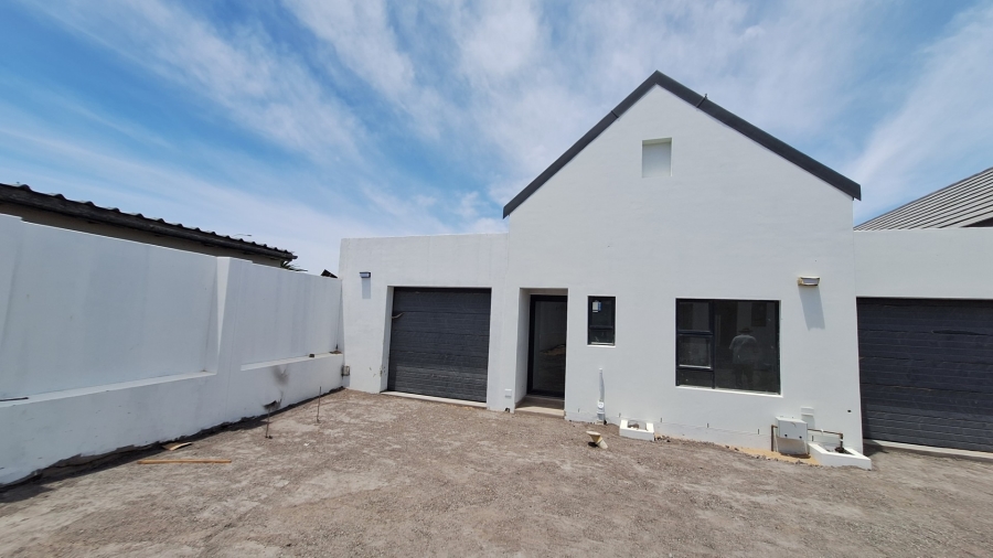 2 Bedroom Property for Sale in Velddrif Western Cape